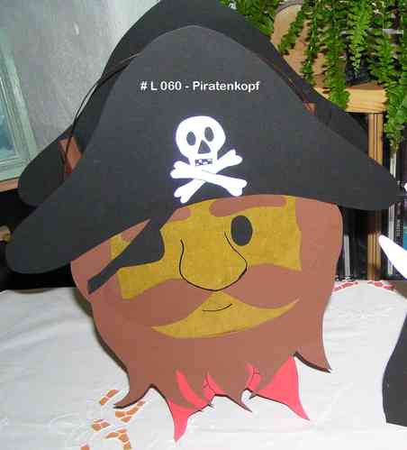 Laterne Piratenkopf